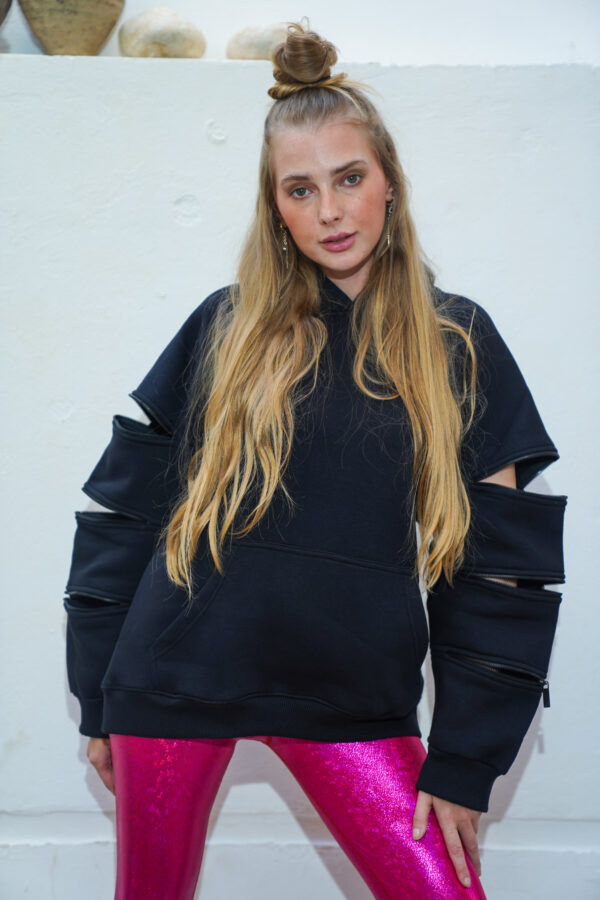 OVERSIZED ZIPPED HOODIE [BLACK]